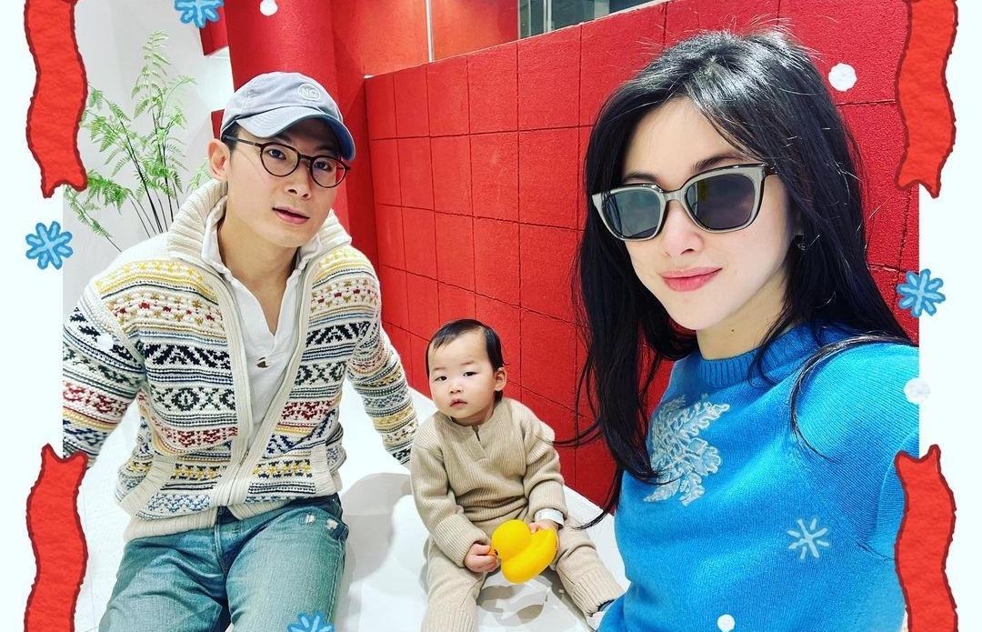 朱珠|朱珠一家三口过元宵,女儿发型像徐志胜,假装打电话流露大佬气质