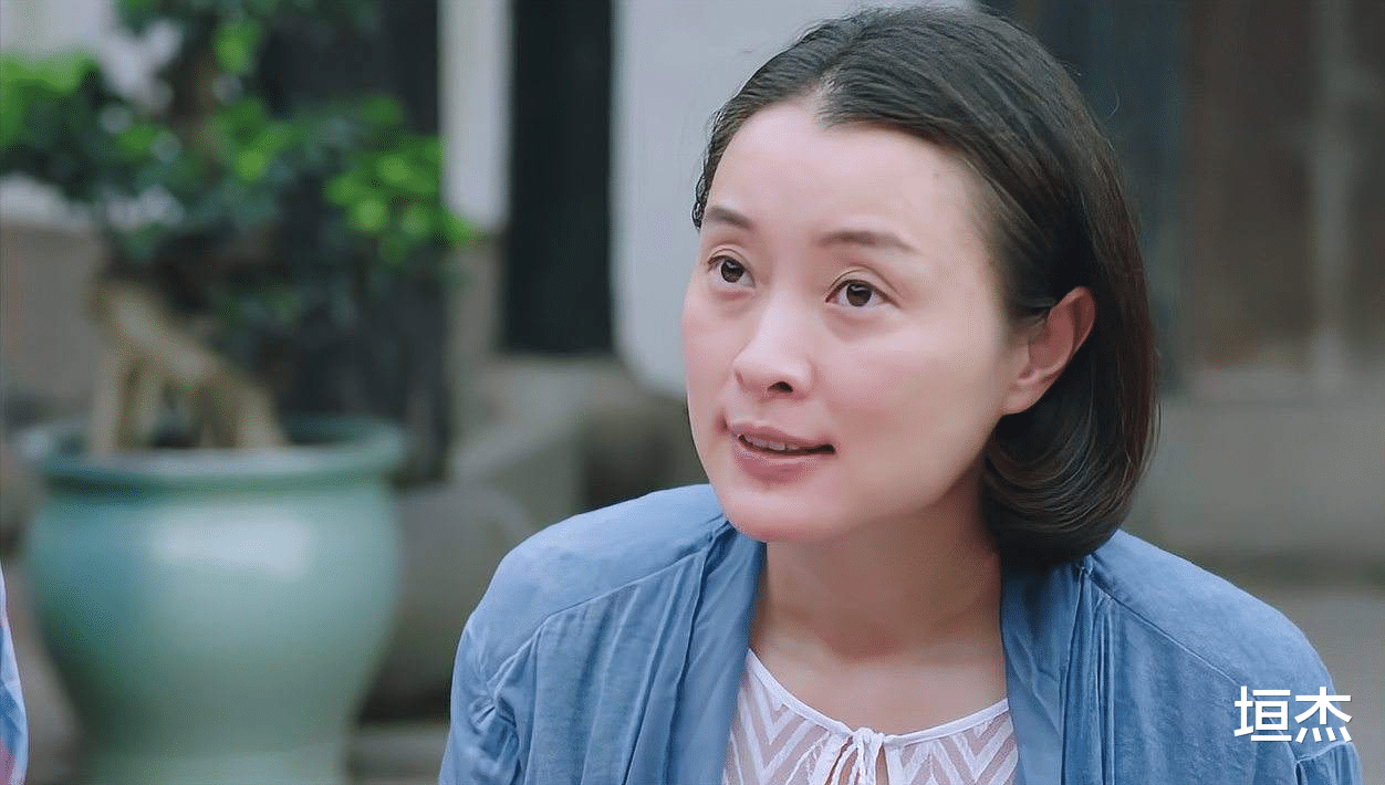 李若彤|只恋爱、不结婚，个个潇洒独立，这10位女星堪称“人间清醒”