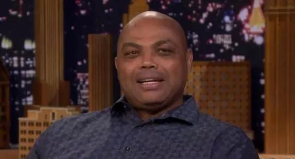 袜子 NBA球员的那些怪癖，有人越吐越能打，有些被联盟所抵制