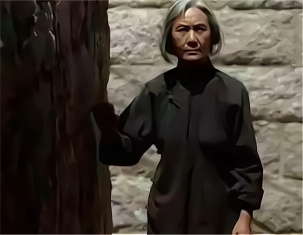 父母爱情|父母爱情：张桂兰的身份始终是个谜，“儿子”都不知她的真实身份