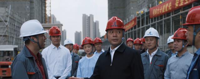 理想之城|这部职场剧逗我玩吗?仅用1集就逼退观众,《理想之城》我真服了