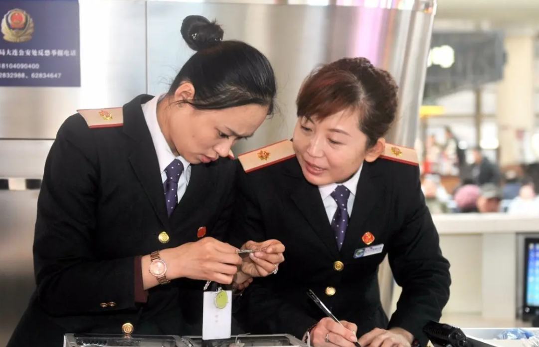 国企|“铁路局”招聘了,会给3类人“开绿灯”,符合条件有望优先录取