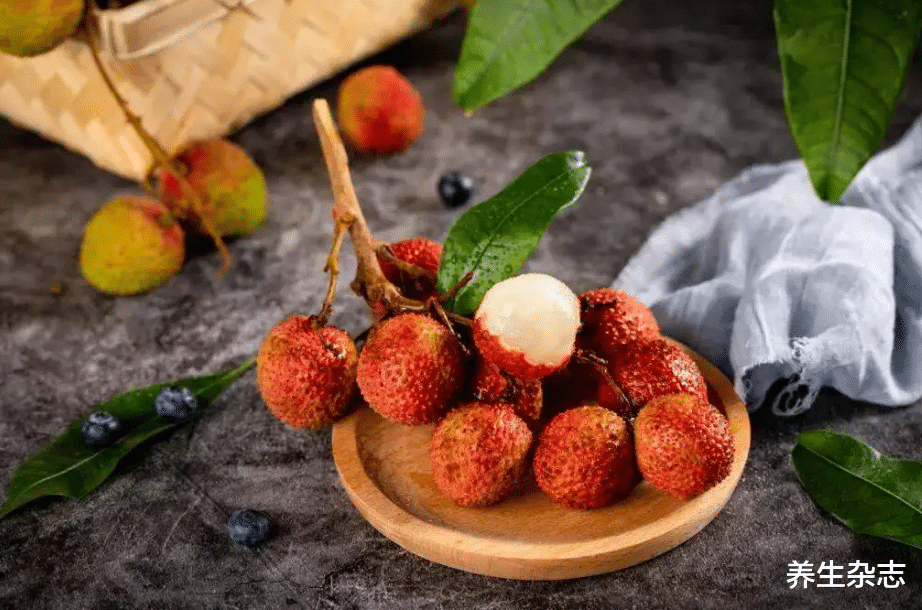 香蕉|香蕉是肝病的“发物”?提醒:3种水果是“烂肝王”,不少人还在吃