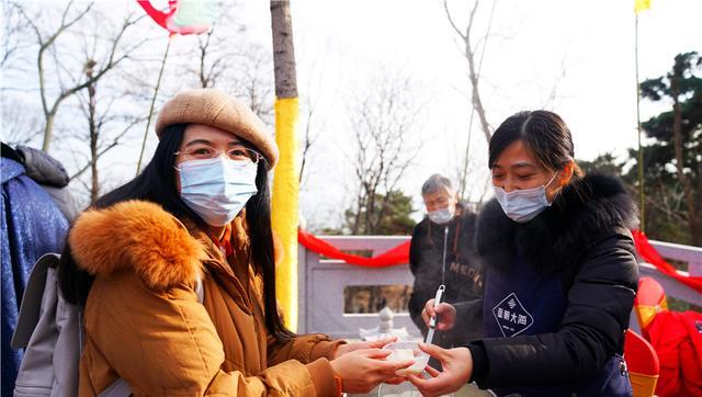 衢州|山东有个浪漫的旅游景点，山海相连十分壮观，青岛人最爱来看日出