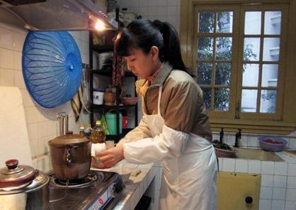 姐姐|纪实男子在北京有59间房,儿子却租住在地下室,父亲:自作自受