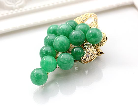 翡翠|这是一种新颖的翡翠饰品，能彰显内敛的气息，还有很多美好寓意