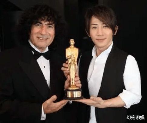 春晚|从一夜成名到“消失”在春晚，“大魔术师”刘谦到底经历了什么？