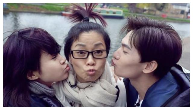 毛阿敏|毛阿敏:39岁嫁解直锟,婚后连生2胎,老公离世留下260亿无法接管