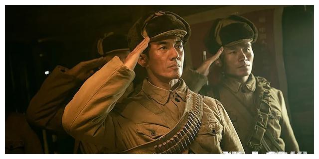 狙击英雄|《狙击英雄》上映，中美神枪手生死较量，我是特种兵原班人马集结