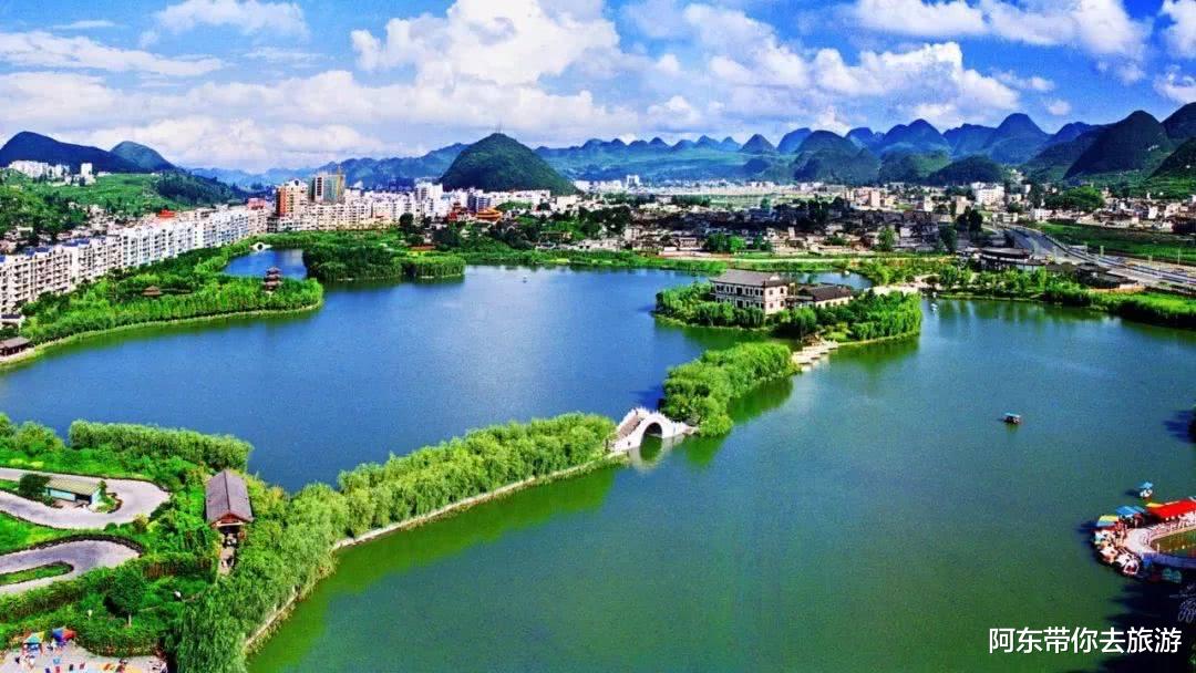 贵州|国内“最凉爽”的旅游大省，夏季平均气温22～25℃，睡觉还得盖被子