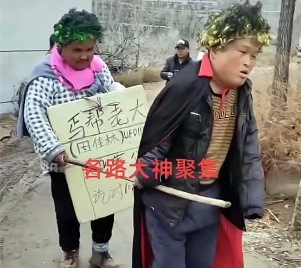 拉面哥现状：面摊升级开张，装修精致像农家院，被嘲人气不如当初