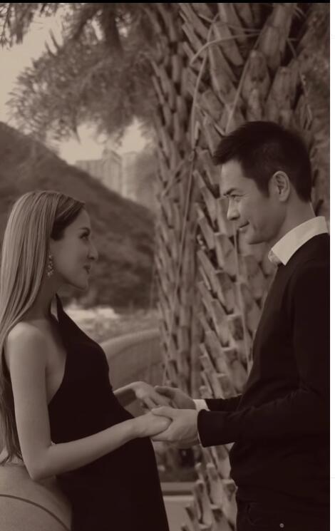 郑嘉颖|52岁郑嘉颖再当爸！陈凯琳宣布怀上第三胎，大方秀出超大孕肚