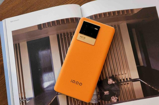 高通骁龙|有5年不卡的独显芯，4700mAh+80W快充，4nm新机很值得