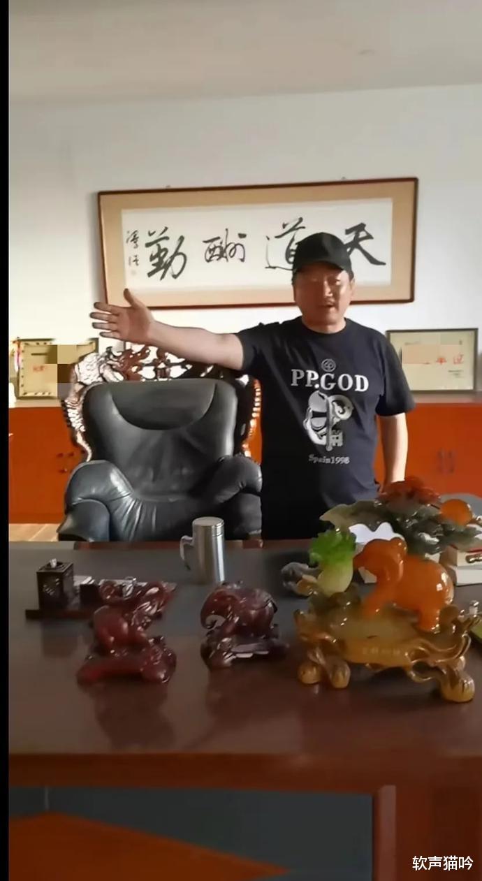 演员谢广坤自曝:自己一个书房装修花600万,整套别墅盖了三个亿