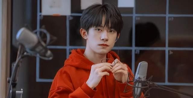 林志玲|从未来可期到人设坍塌，年轻演员自断前路，到底是何原因？