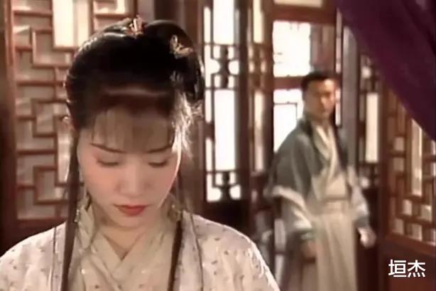 殷桃|前脚吹“绝色美人”,后脚就被配角狠狠艳压,这些女明星图啥啊