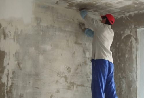 家里墙面总返碱怎么办?这几个方法可以解决,之后要注意预防