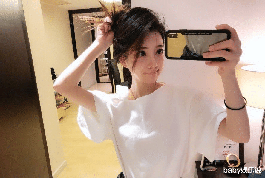 冯提莫|“斗鱼一姐”冯提莫，终究还是被时代抛弃了