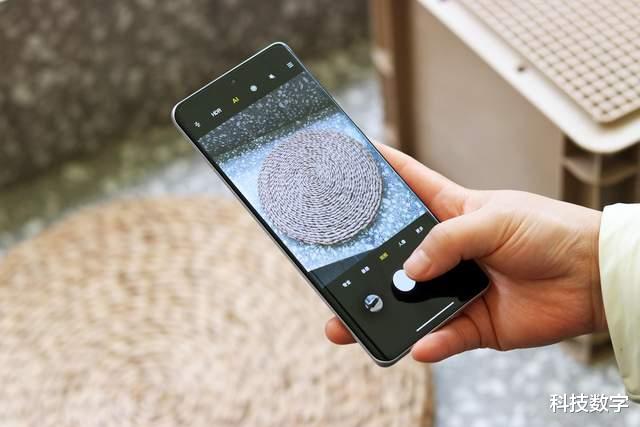 高通骁龙|从好评度再到用户点评,首批骁龙8机型谁的认可度更高?