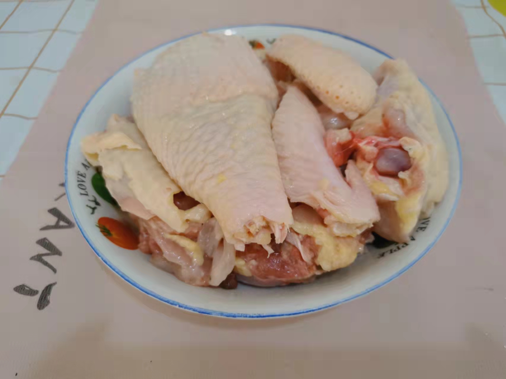 女人过了40岁，别舍不得吃，三天两头就喝一碗，脸色红润气质佳