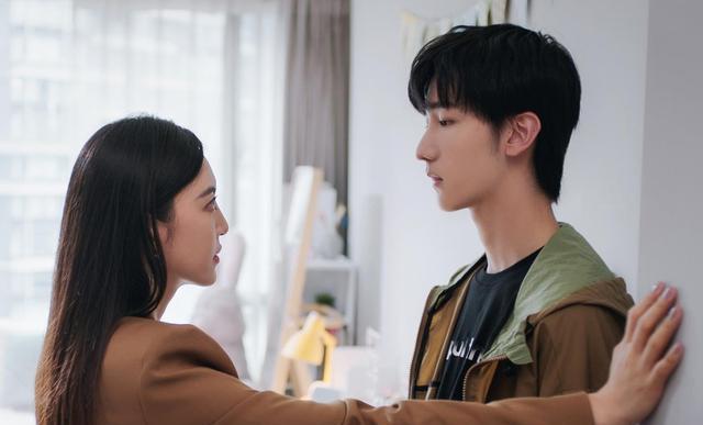 甜宠剧|正在热播的四部高能甜宠剧，一部比一部憨甜，有你喜欢的吗？