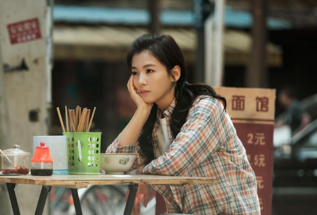 刘涛|40岁还有少女感?本是阿姨的年纪却像20岁小姑娘,网友:我酸了!