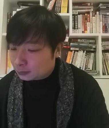 演绎|杨槠策开直播:嘴唇黑紫、喝人参茶补身体,哭诉被余秀华伤太深