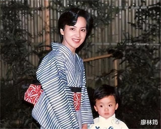 荒木由美子|马云的梦中情人荒木由美子:马云6次前往日本寻找,44岁受邀来华