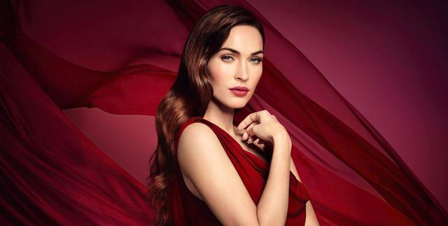 梅根·福克斯|梅根福克斯：曾比斯嘉丽还火却被资本敲打，沦落靠贩卖性感博眼球