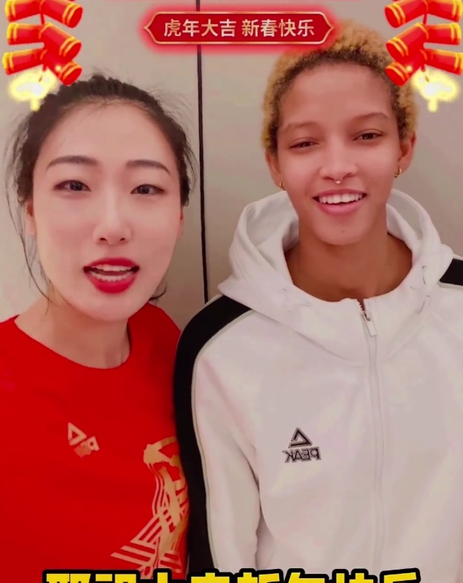 刘晏含|刘晏含中外联合大拜年，提前近1个月准备，瓦尔加斯金软景说中文
