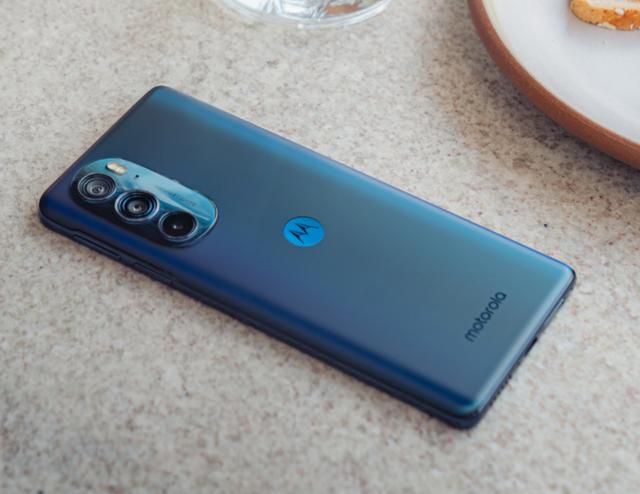 摩托罗拉|要做行业卷王?摩托罗拉新机配512GB内存