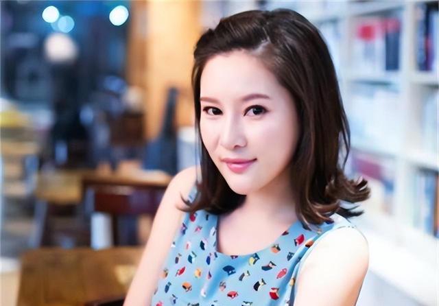 演绎|18年后再看袁茵,才知道她当年为何离开侯耀文,转身嫁给了戴志诚