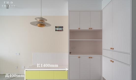 定制一组柜子，却搞定3处收纳，进门无玄关也顺便解决了！