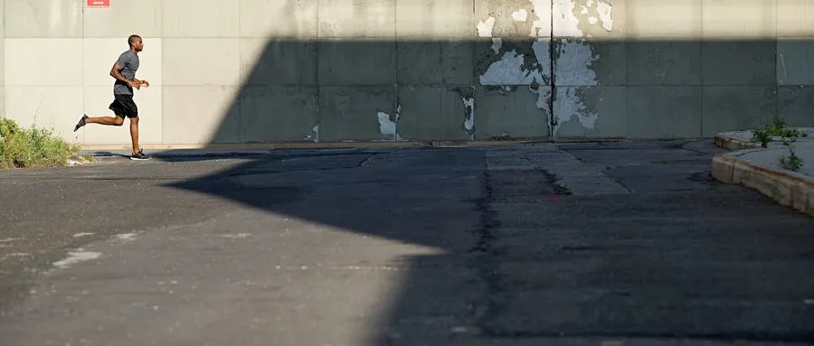 |这样跑步容易出问题,九成跑友曾中招