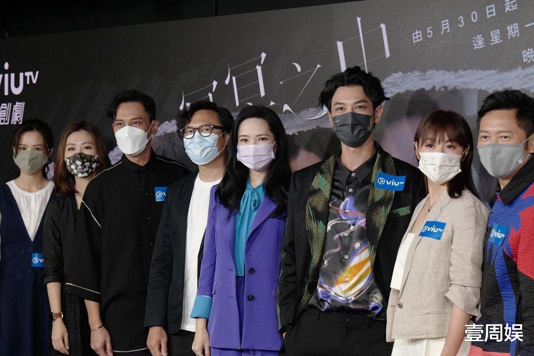 郭羡妮|郭羡妮跟刘心悠罕见同台，气质是装不出来的，两人差距太大了！