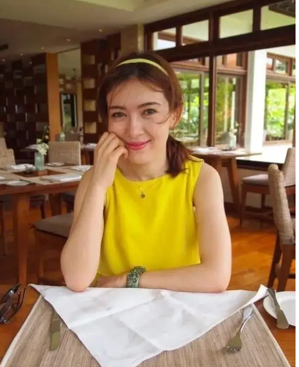 尼格买提|尼格买提:30岁娶帕夏古丽,结婚9年无儿无女,风光背后有眼泪