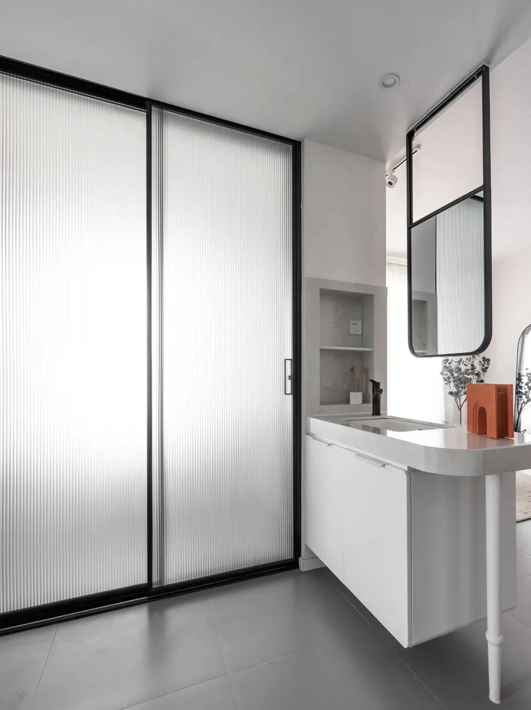 老公坚持卫生间不要洗手台,完工后,不看好的亲戚都前来参观