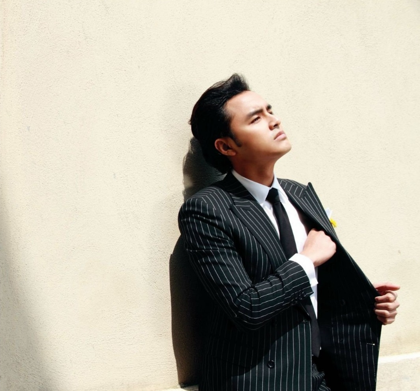 明道|明道分走张庭17亿大楼，服务公司旗下女代理，他会因此受到牵连吗