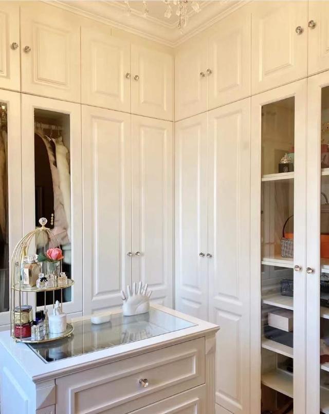 发现一对90后夫妇家的装修，那叫一个高级，拍照给大家看看