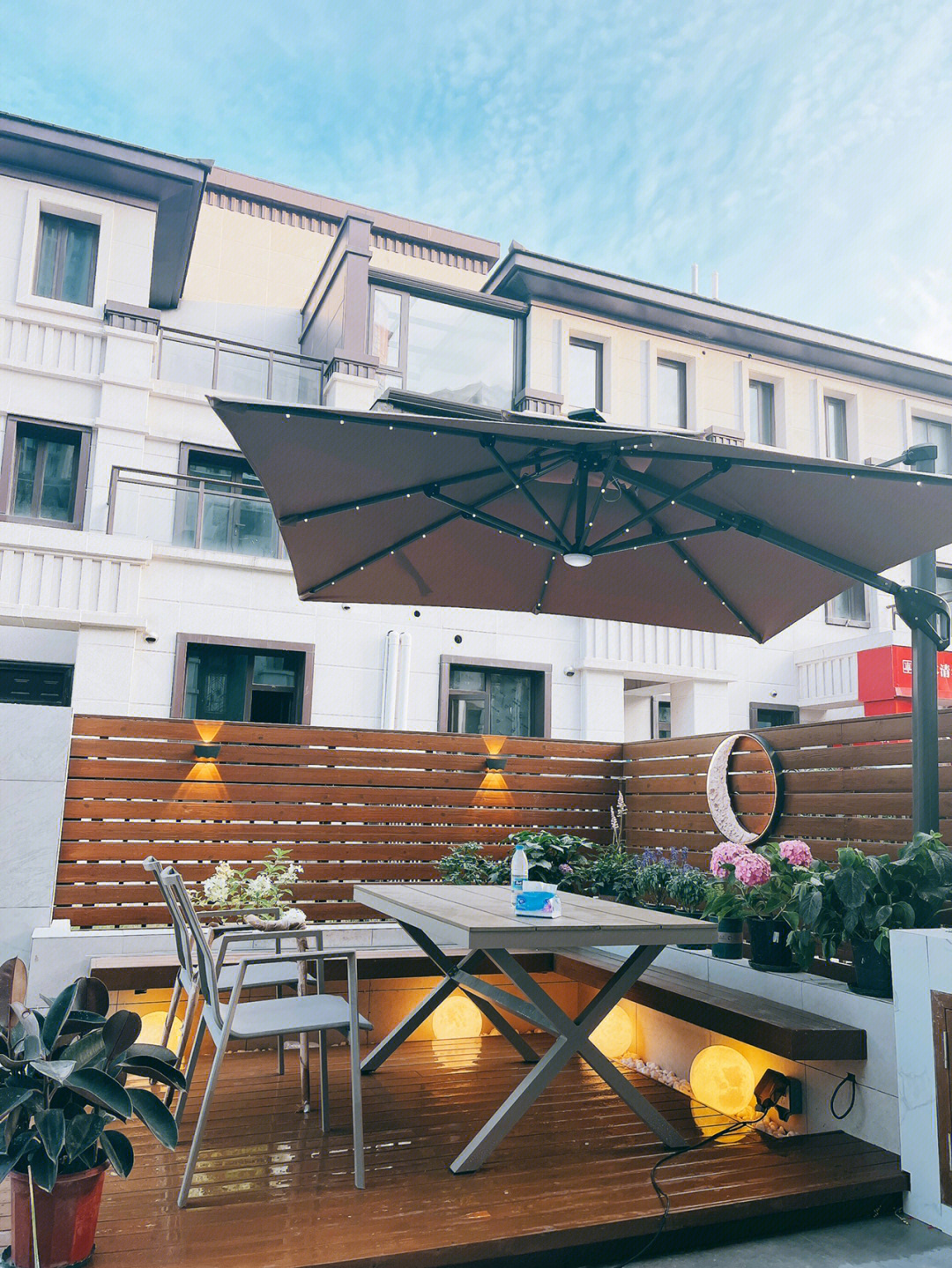 花6万块，打造40㎡一楼小院，鱼池 悬浮卡座 休闲平台一个都不少