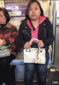 龙鱼|“钓鱼被咬了,不过钓到了一条招财龙鱼,不亏...”