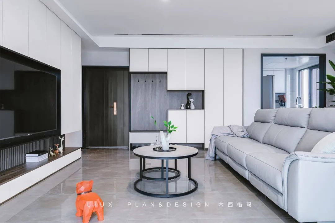 140平米现代简约风装修案例——高级灰家居落地