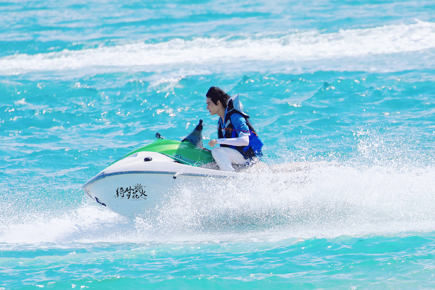 赵丽颖|《极限挑战8》官宣定档,常驻嘉宾大换血,三位人气嘉宾加盟成亮点!