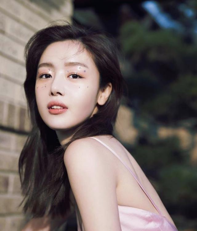 酒鬼都市女人们|韩善伙公开新画报,感谢《酒鬼都市女人们》让她人气暴增!