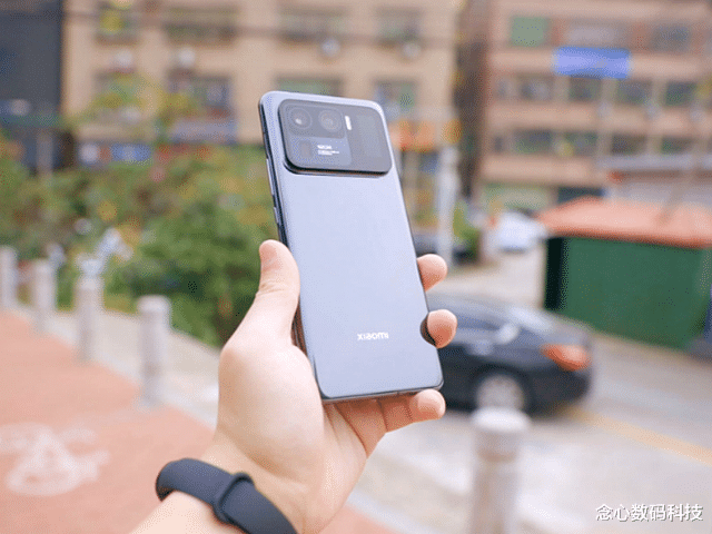 華為|當(dāng)下最強的3款影像旗艦手機，華為永不言敗，蘋果穩(wěn)中求進