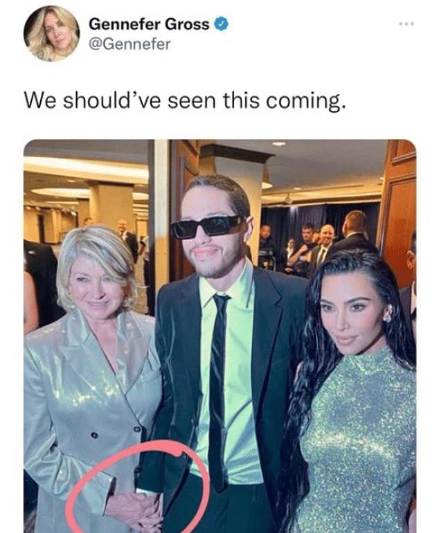 金·卡戴珊|28岁的皮特刚和金·卡戴珊分手，转身和81岁的女富豪搞了一场婆孙恋。