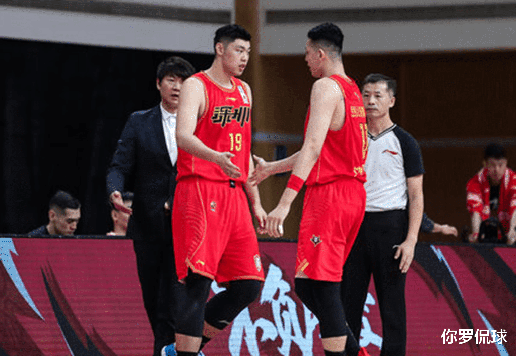 女篮|女篮喜讯！女版奥尼尔签约WNBA，落户豪门球队！球迷：男友压力大
