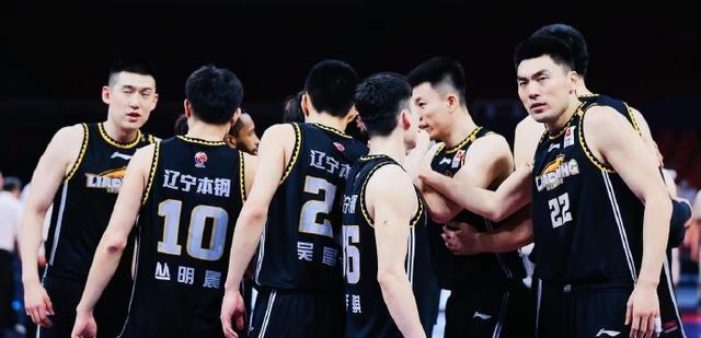 辽宁男篮|净胜16分！辽篮4人得分上双全民皆兵，广厦3叉戟空砍40+12回天乏术