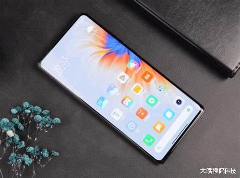 大屏|價格一降再降，一億像素+120W快充，陶瓷機身手感確實好