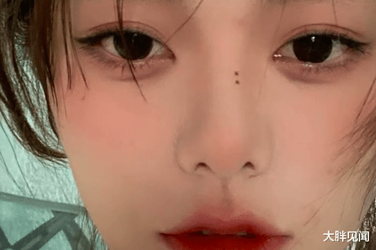 郑秀妍 清透蜜桃妆容，打造夏季甜美氛围感，方圆脸女生的福音
